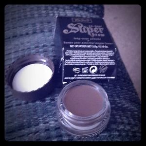 Kat Von D Super brow